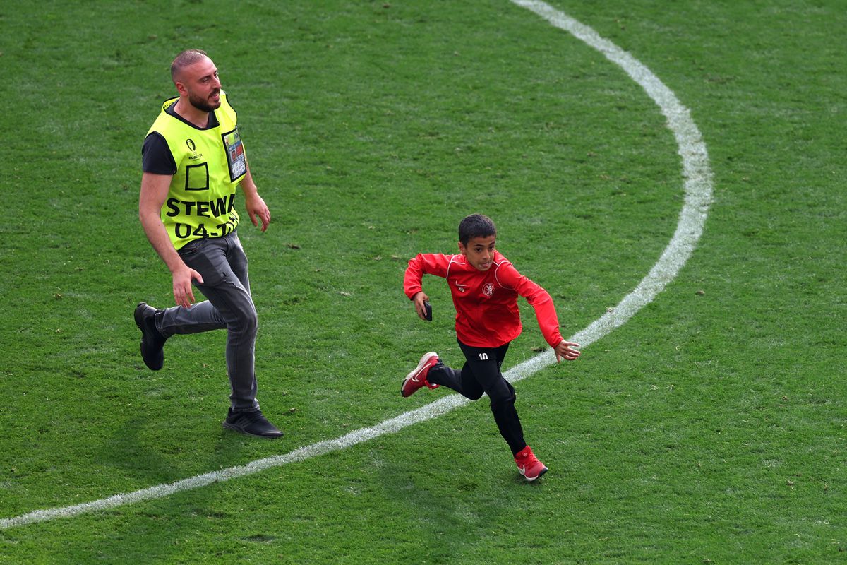 Turcia - Portugalia, întrerupt de PATRU ori din același motiv!