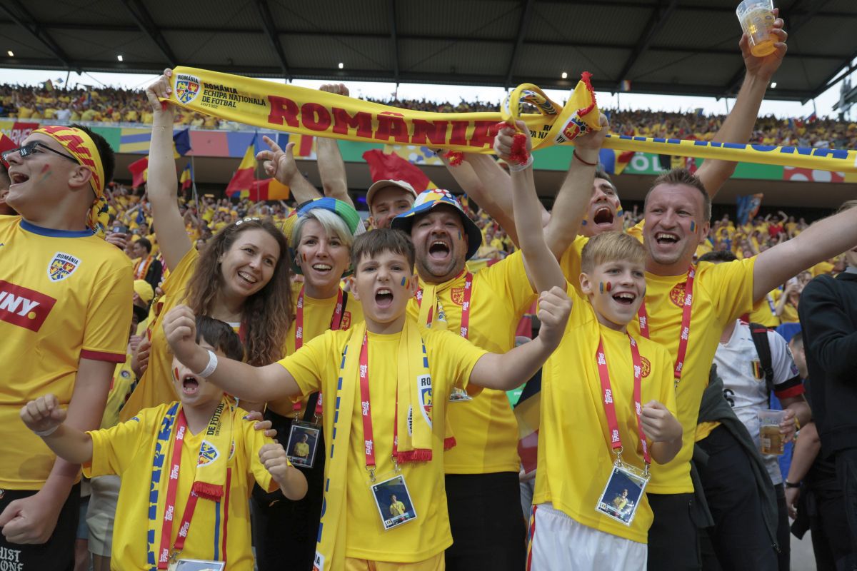 Ianis Hagi, luat tare după meciul cu Belgia! „Nu se vede urât ca numărul 10 să fie rezervă două meciuri la rând?” » Ce a răspuns