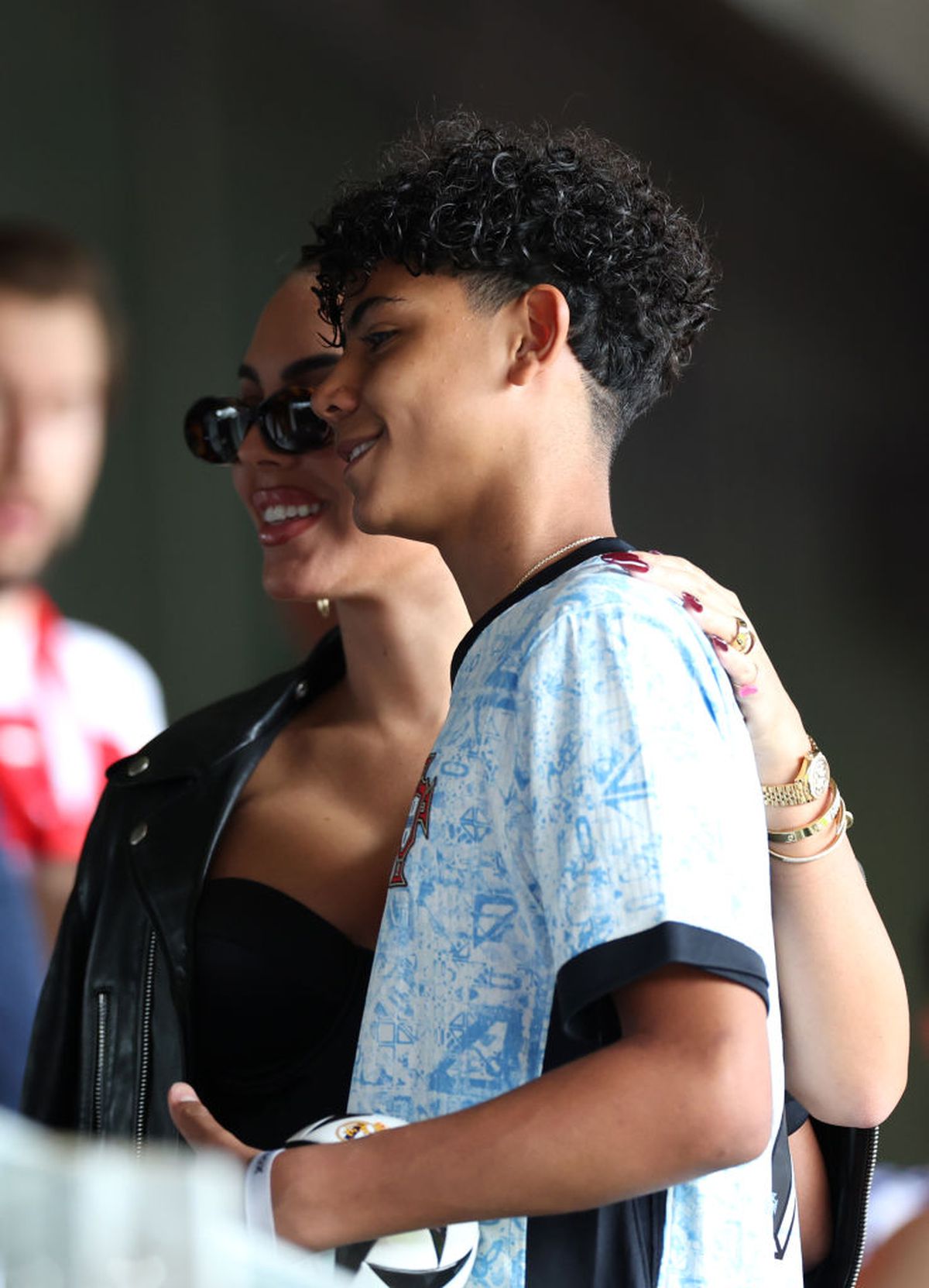 Iubita lui Cristiano Ronaldo a întors toate capetele la Dortmund! Cum a fost surprinsă în tribune la Turcia  - Portugalia