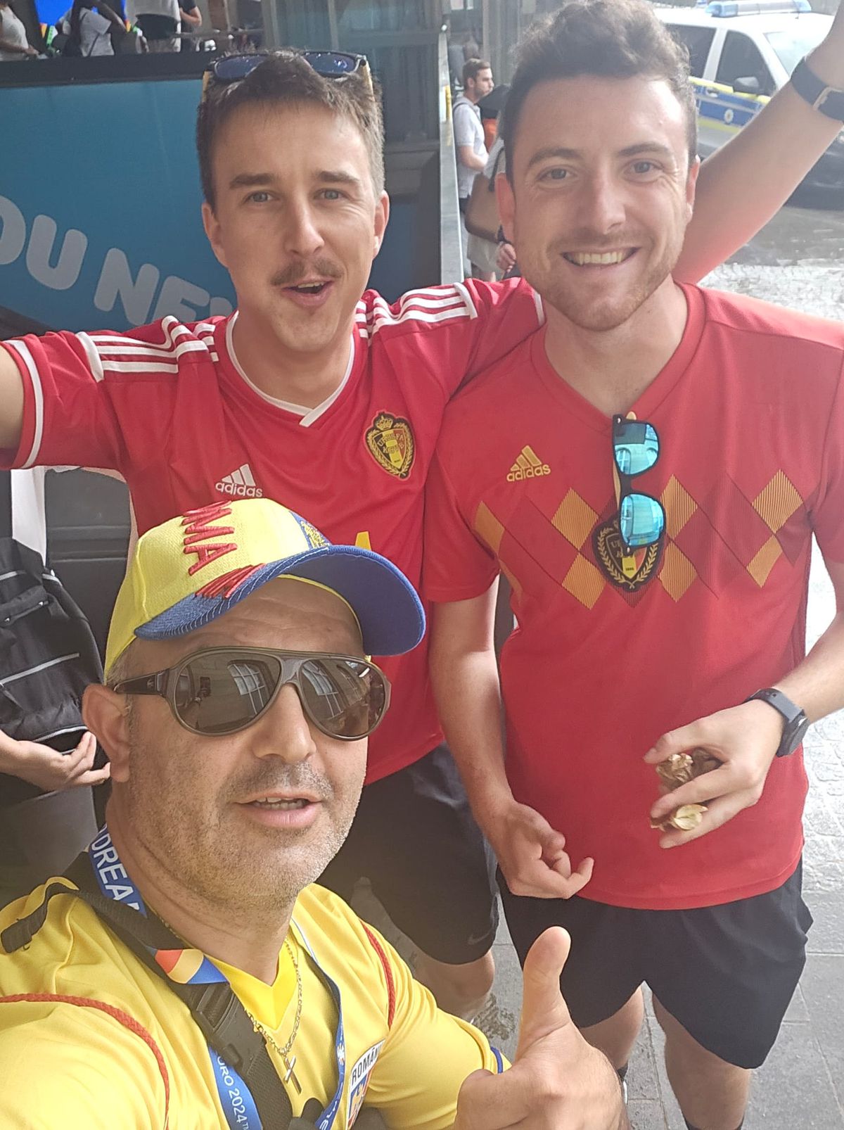 Imagini spectaculoase cu fanii români, înainte de Belgia – România