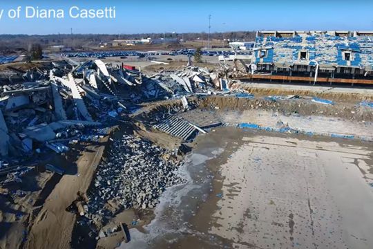 Stadionul „Silverdome” din Detroit, pus la pământ
