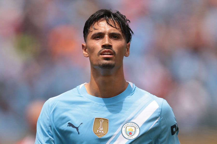 Noul transfer de la Manchester City lucra în urmă cu câțiva ani casier la un supermarket » Acum a semnat pe mii de euro