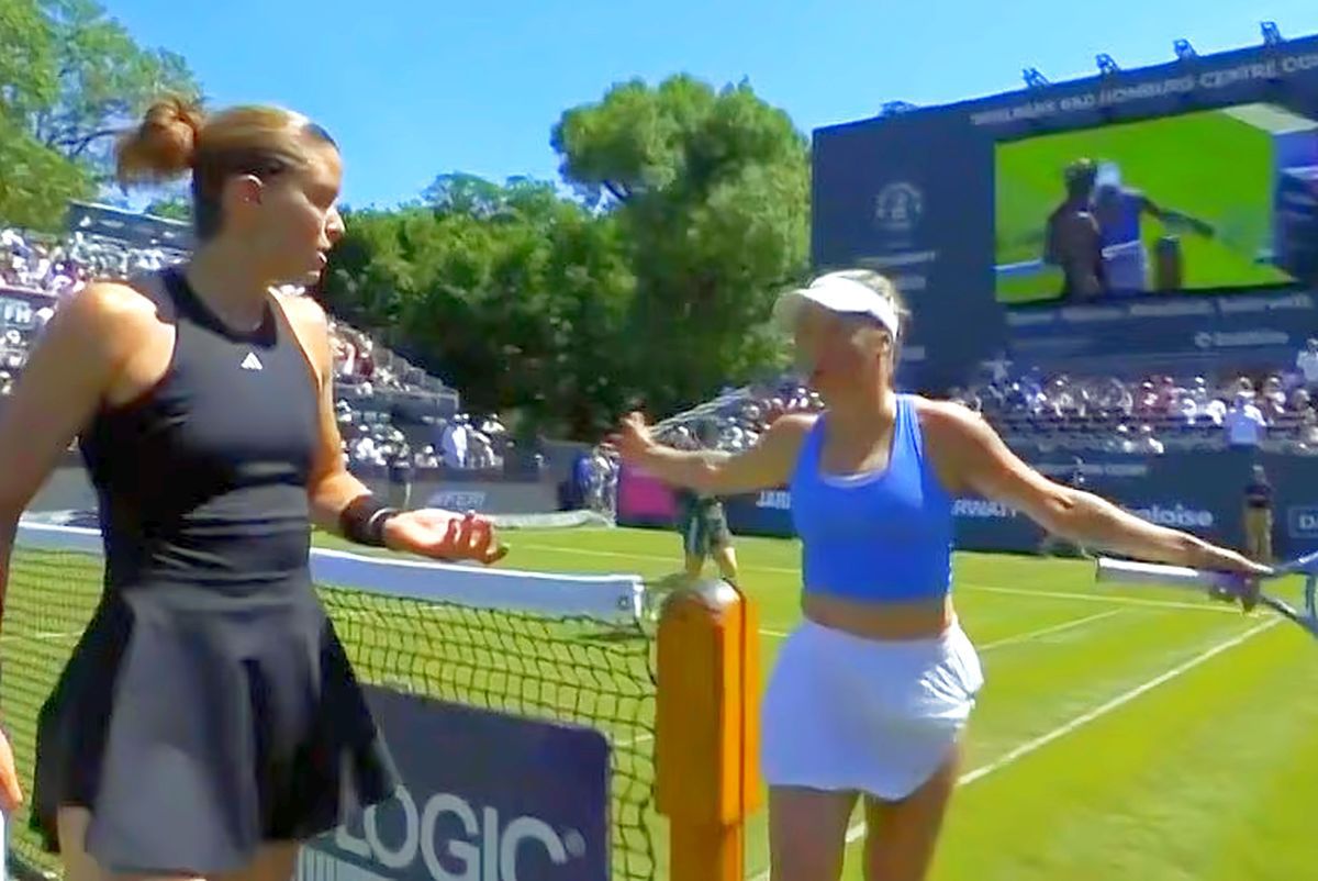 Scandal de proporții la finalul meciului: „Go f**k yourself!” » Jucătoarele și-au aruncat cuvinte grele la fileu