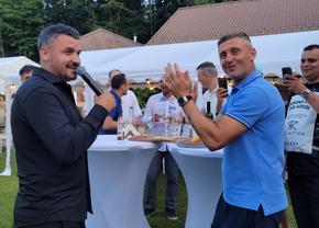 Show total la reeditarea XXL a Cupei României 1995, Petrolul – Rapid: „Ia liftul, «Vioară»!” + cum au „blătuit” partida și imagini inedite din meci și de la petrecere