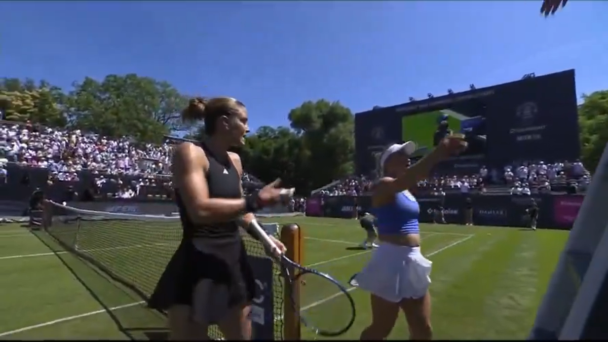 Scandal de proporții la finalul meciului: „Go f**k yourself!” » Jucătoarele și-au aruncat cuvinte grele la fileu