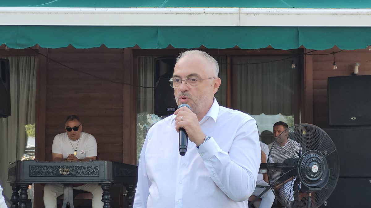 Petrolul - Rapid reeditarea finalei Cupei României 1995 - meci și petrecere