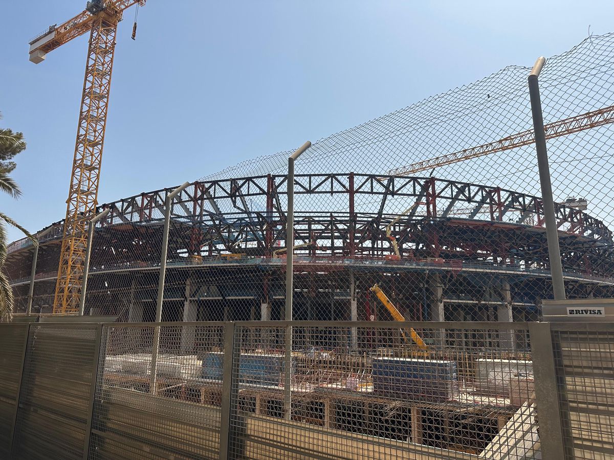 Aici vrea Barcelona meci în august? Incredibil cum arată astăzi noul Camp Nou, însă clubul insistă că va juca acolo în scurt timp!