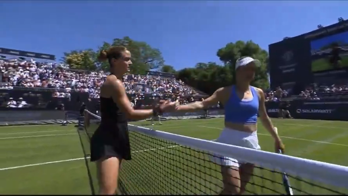 Scandal de proporții la finalul meciului: „Go f**k yourself!” » Jucătoarele și-au aruncat cuvinte grele la fileu