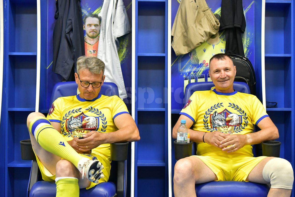 Show total la reeditarea XXL a Cupei României 1995, Petrolul – Rapid: „Ia liftul, «Vioară»!” + cum au „blătuit” partida și imagini inedite din meci și de la petrecere