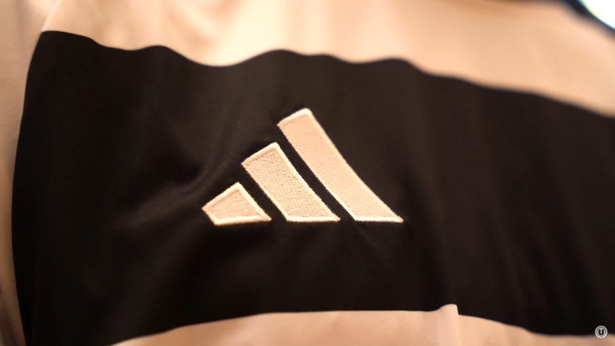 Universitatea Cluj a prezentat noile echipamente! Marea diferență față de sezonul trecut