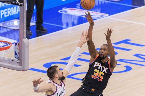 Mutare-șoc în NBA! Dublul campion al ligii, cu un contract de 54,7 miloane de dolari, a fost trimis la a doua clasată din conferința de vest