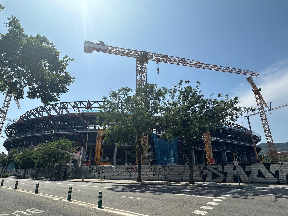 Aici vrea Barcelona meci în august? Incredibil cum arată astăzi noul Camp Nou, însă clubul insistă că va juca acolo în scurt timp!