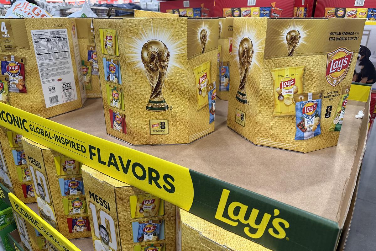 Totul e mai mare în Texas! Benzinării cu sute de pompe și hypermarketuri cât un stadion de fotbal