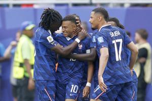 Franța - Irak » Mbappe marchează și luptă de la distanță cu Messi!