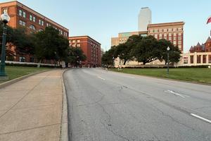 Dallas, orașul în care s-a schimbat istoria SUA » Cum arată locul în care a fost asasinat John F. Kennedy