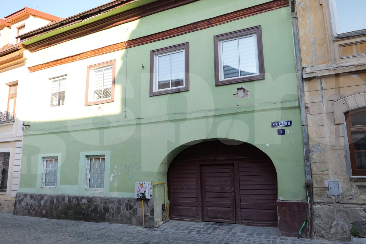 Cum arată casa unde a copilărit Ion Țiriac // foto: Andrei Furnigă (GSP)