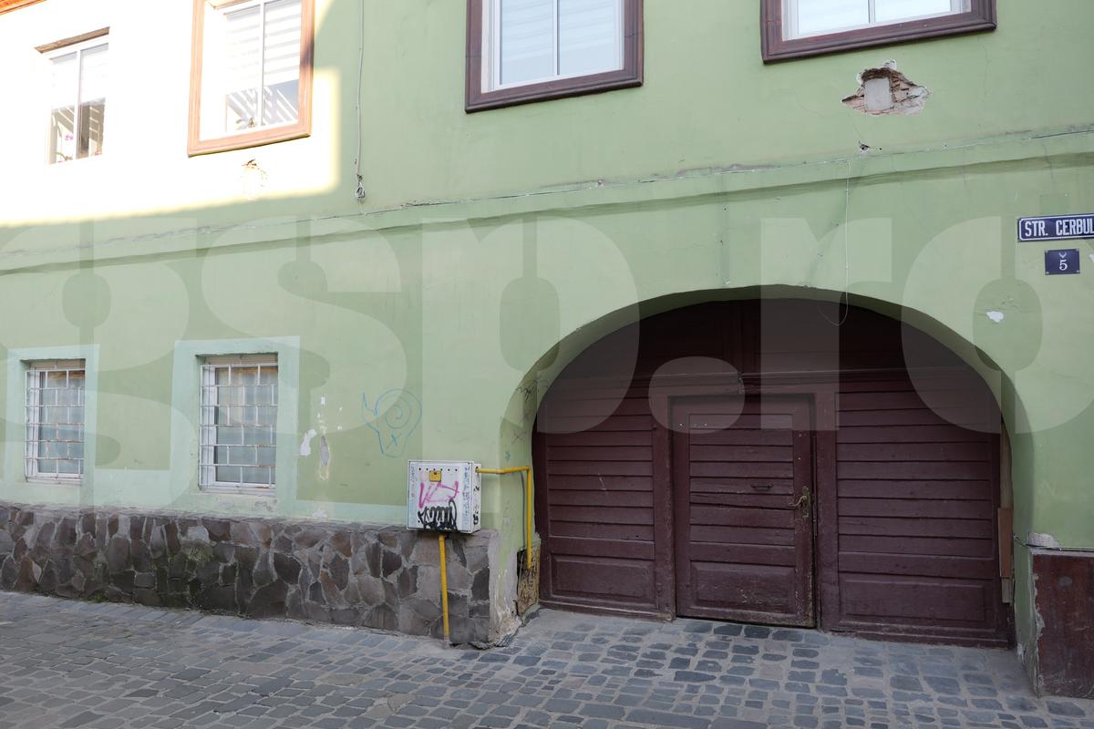 Cum arată casa unde a copilărit Ion Țiriac // foto: Andrei Furnigă (GSP)
