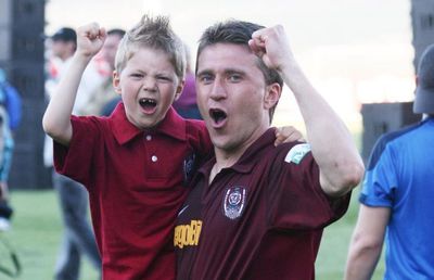 Minteuan reaprinde focul la CFR Cluj: „M-au obligat să-l mut pe fiul meu din Academie!” + acuze dure către unul dintre conducători: „Plasează jucători la alte cluburi”