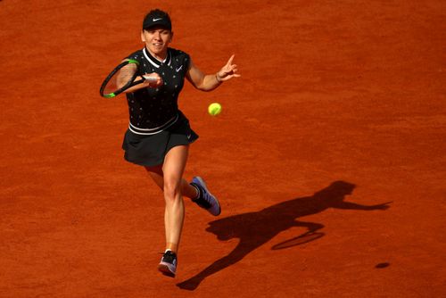 Simona Halep a evoluat ultima oară într-un turneu oficial pe zgură în 2019, la Roland Garros FOTO Guliver/GettyImages