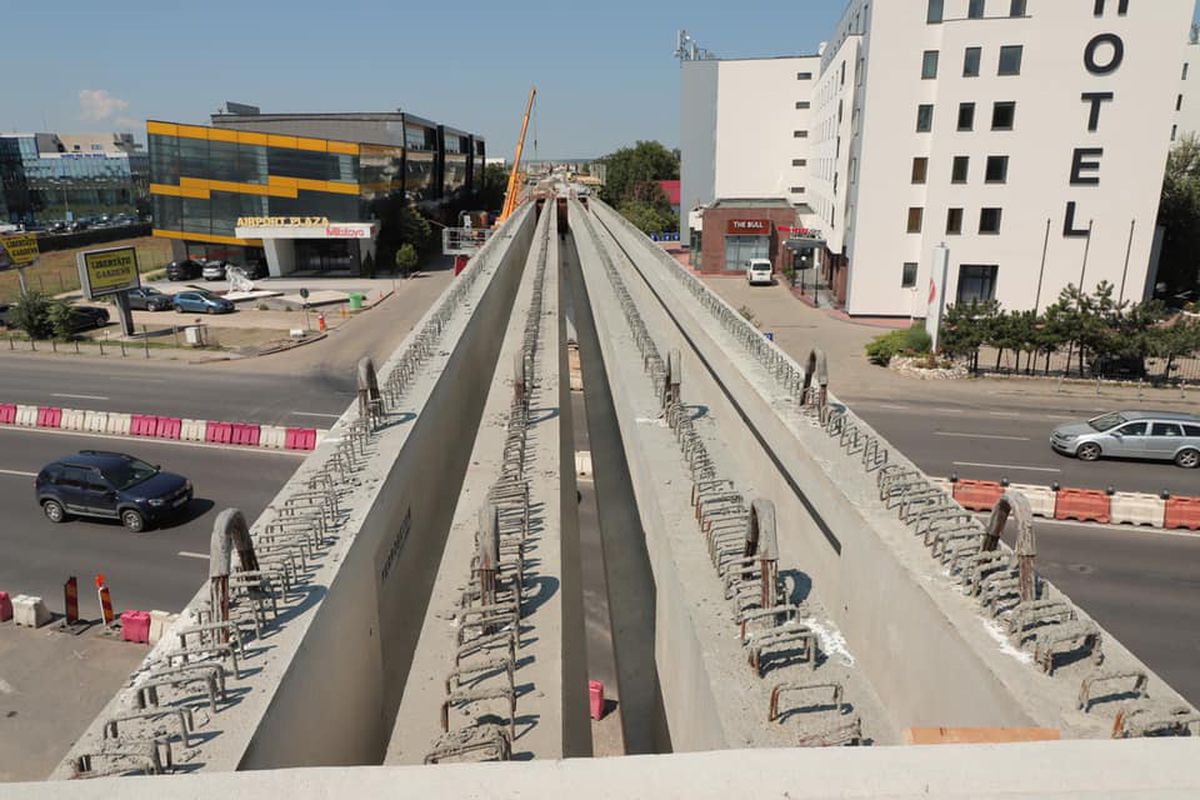 GALERIE FOTO  Calea ferată Otopeni - Gara de Nord, la un pas de finalizare! Imagini noi: „S-a montat ultimul puzzle” » Când va fi aceasta funcțională