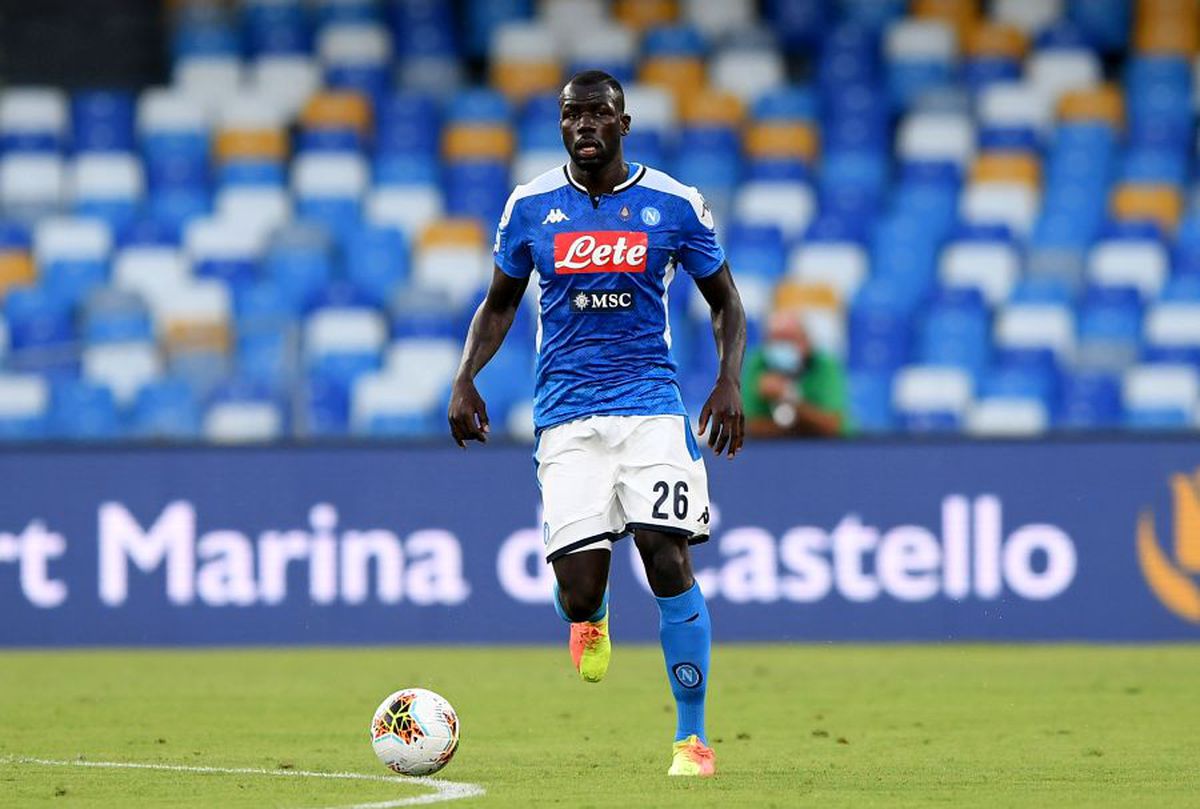 Napoli refuză 65 de milioane pentru Kalidou Koulibaly din partea unui gigant din Premier League! Câți bani așteaptă italienii