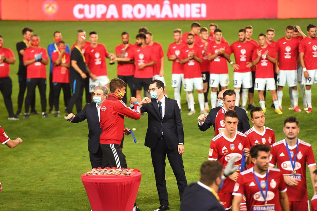 Bucuria celor de la FCSB