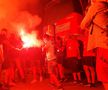 VIDEO + FOTO Fanii celor de la FCSB au făcut spectacol la baza din Berceni, după câștigarea Cupei României