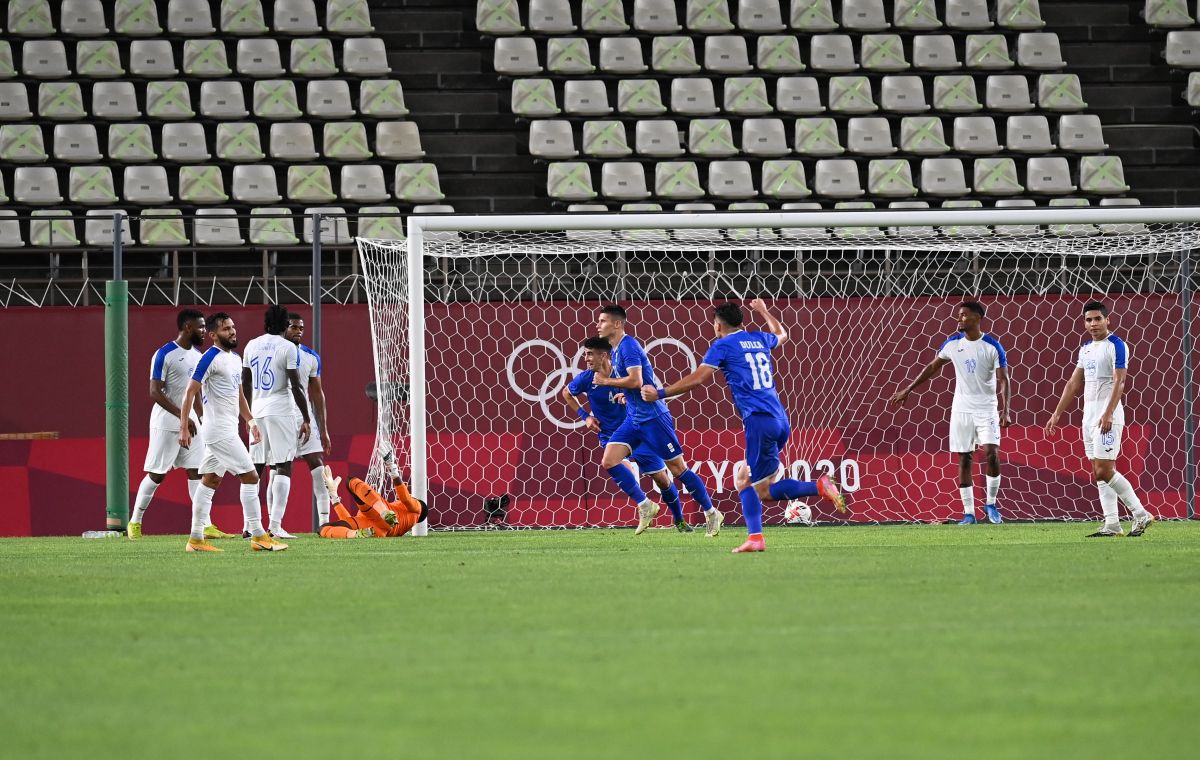 Brigadă din Venezuela delegată de FIFA la meciul cu Coreea de Sud