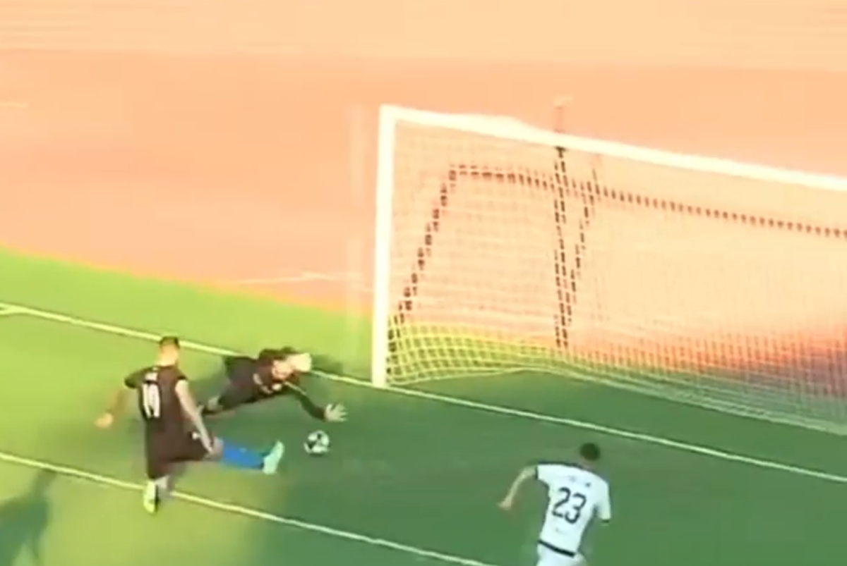 Cum a ratat de acolo?! Ocazie uriașă în Laci - Universitatea Craiova