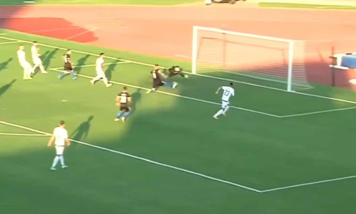 Cum a ratat de acolo?! Ocazie uriașă în Laci - Universitatea Craiova