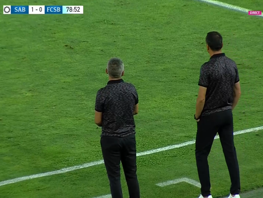 Imaginea la care face referire Panduru / foto: captură TV @Digi Sport 1 Imaginea de la Saburtalo - FCSB care l-a revoltat pe Panduru: „M-am speriat! E urât rău”