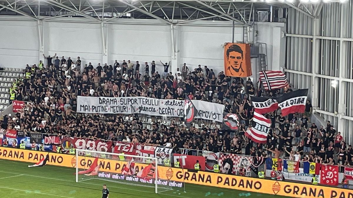 Toate mesajele afișate la derby-ul dintre FCSB și Dinamo! Ironii între marile rivale