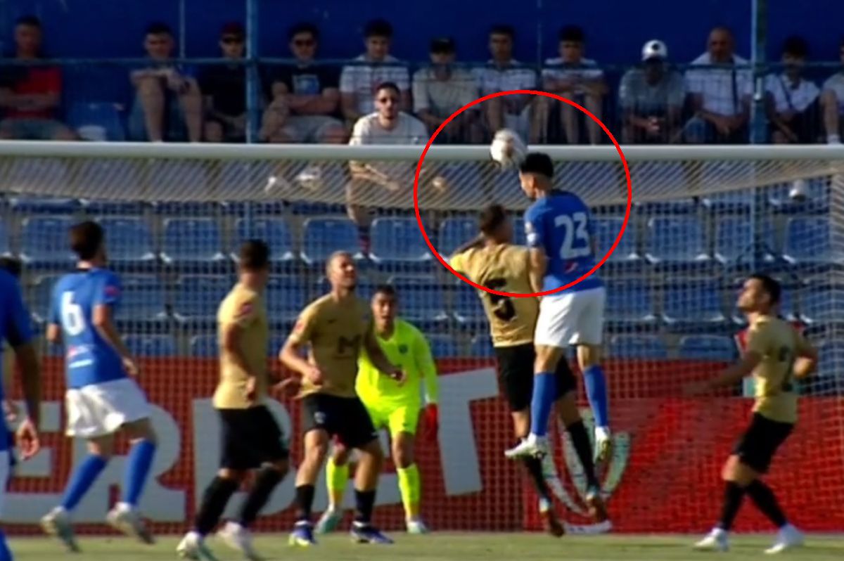 Penalty dictat cu ajutorul VAR în Farul - Voluntari / FOTO: Captură TV @Digi Sport 1