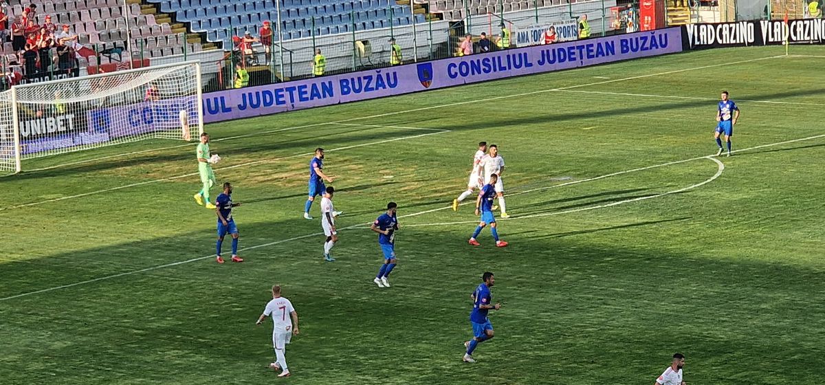 Gloria Buzău - Sepsi 1-2 » Dramatism la Buzău: VAR salvator! Sepsi câștigă după un gol anulat în ultima fază