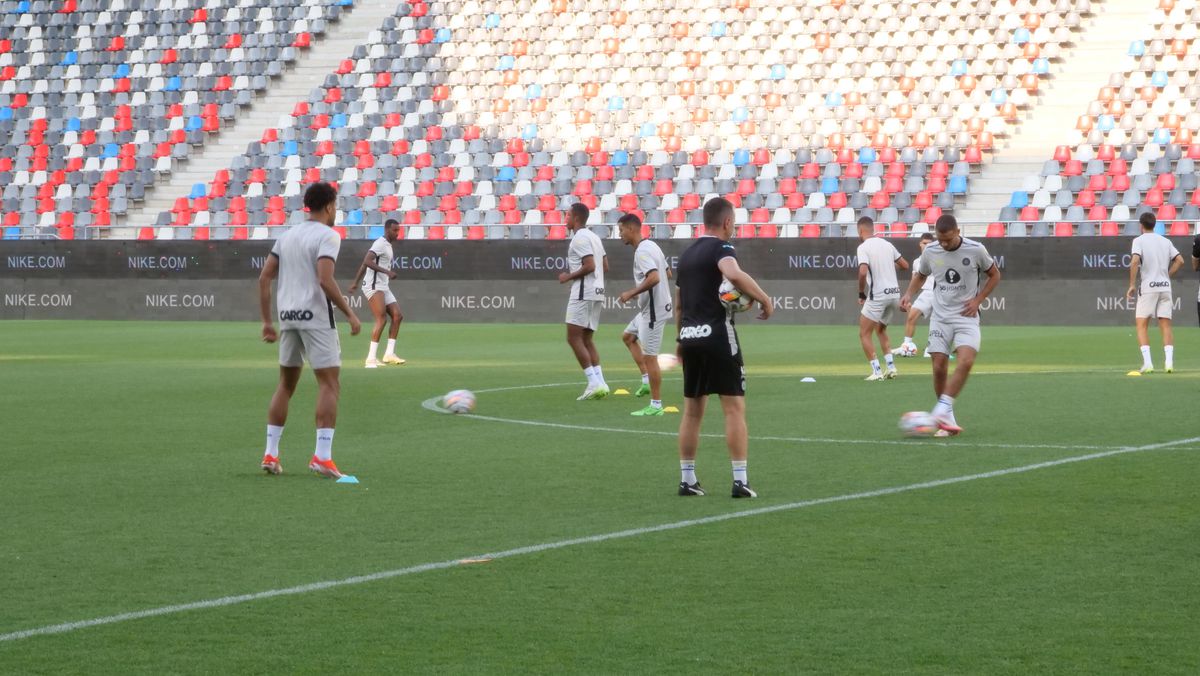 Cum a descris-o antrenorul lui Maccabi Tel Aviv pe FCSB, cu o zi înainte de meciul din Liga Campionilor