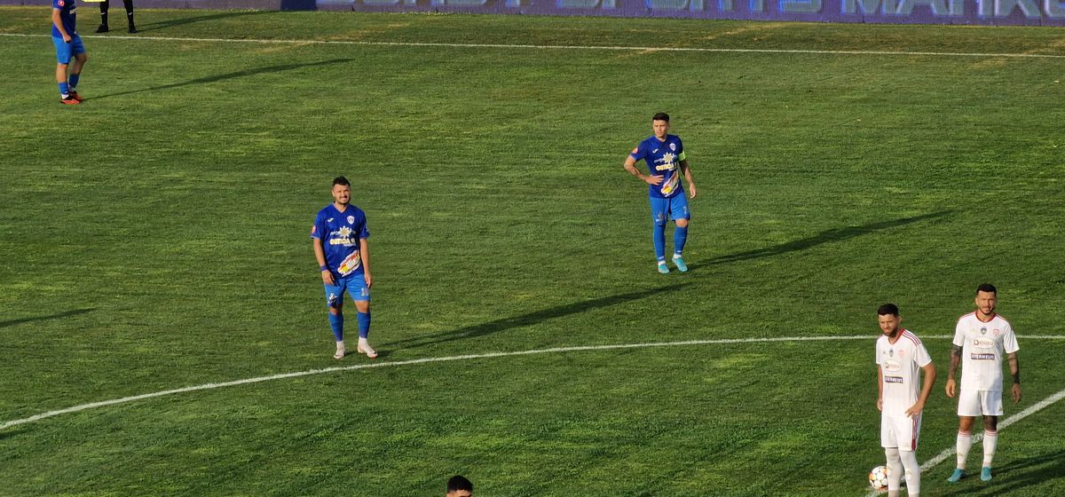 Laszlo Dioszegi, de la agonie la extaz în Gloria Buzău - Sepsi! A dat cu pumnii în masă: cum a fost surprins de reporterul GSP