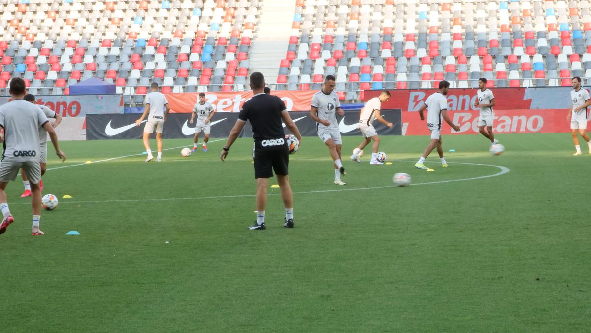 Cum a descris-o antrenorul lui Maccabi Tel Aviv pe FCSB, cu o zi înainte de meciul din Liga Campionilor