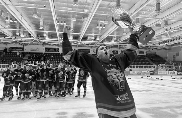 Coincidență macabră în Ibiza! Jucătorul a căzut de la balcon și a pierit, la două săptămâni după un alt compatriot