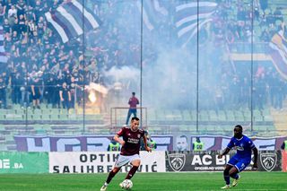 Câte bilete s-au vândut cu două zile înainte de Sarajevo - Universitatea Craiova