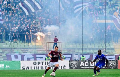 Câte bilete s-au vândut cu două zile înainte de Sarajevo - Universitatea Craiova