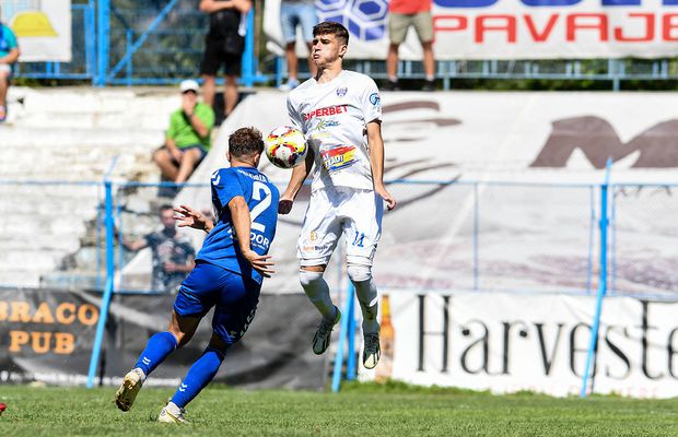 Cu cine se pregătește să semneze mijlocașul pentru care Mihai Stoica a „dat în scris că se face fotbalist”