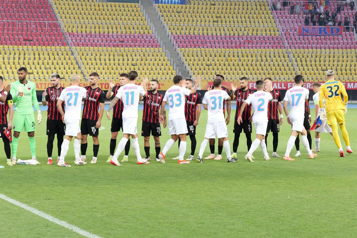 Val de ironii la adresa fotbaliștilor de la FCSB: „Vedete de carton”