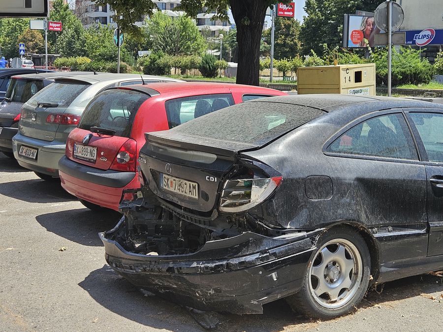 Halta Skopje » Campioana României, în capitala statuilor! Doar 2 fotbaliști au înfruntat azi canicula + prețurile în comparație cu București