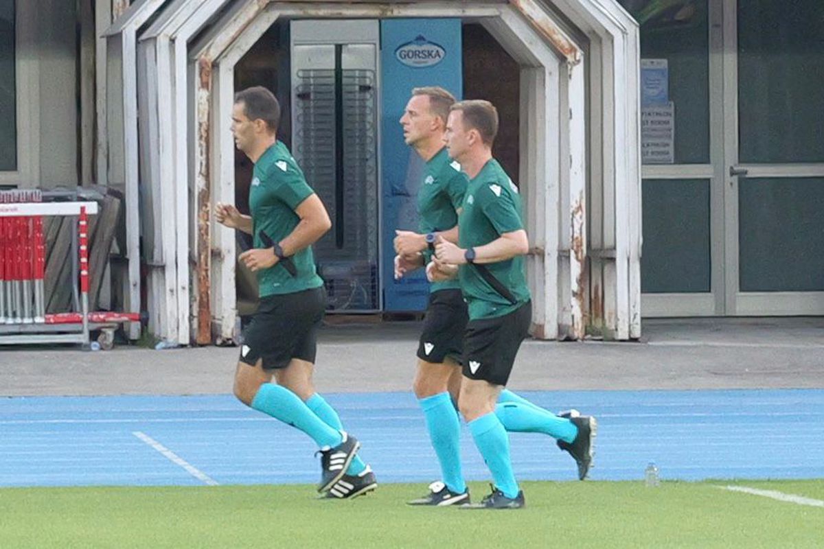 Condiții deplorabile în tribune la Shkendija - FCSB » „Coteț” la masa presei: ce au găsit reporterii GSP prezenți la Skopje