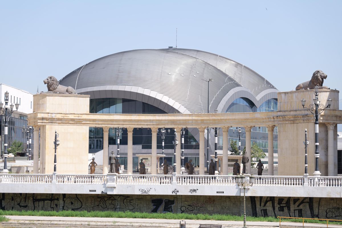 Imagini de pe străzile din Skopje înaintea meciului Shkendija - FCSB // foto: Andrei Furnigă (GSP)