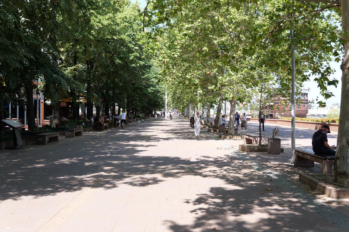 Imagini de pe străzile din Skopje înaintea meciului Shkendija - FCSB // foto: Andrei Furnigă (GSP)