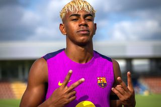 Barcelona a vândut un număr incredibil de tricouri cu Lamine Yamal #10 într-o singură zi