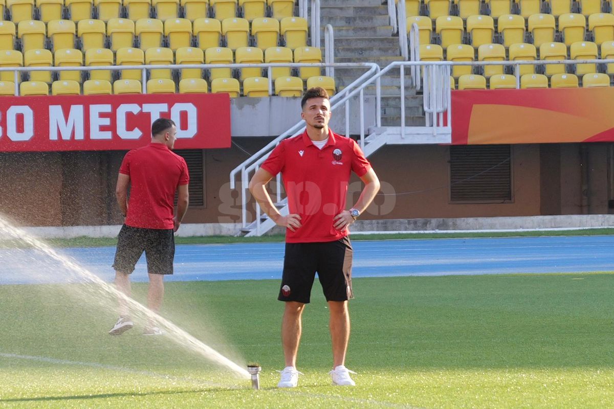 Reacția lui Mihai Stoica când a pășit pe gazonul de la Skopje: „Mamă...”