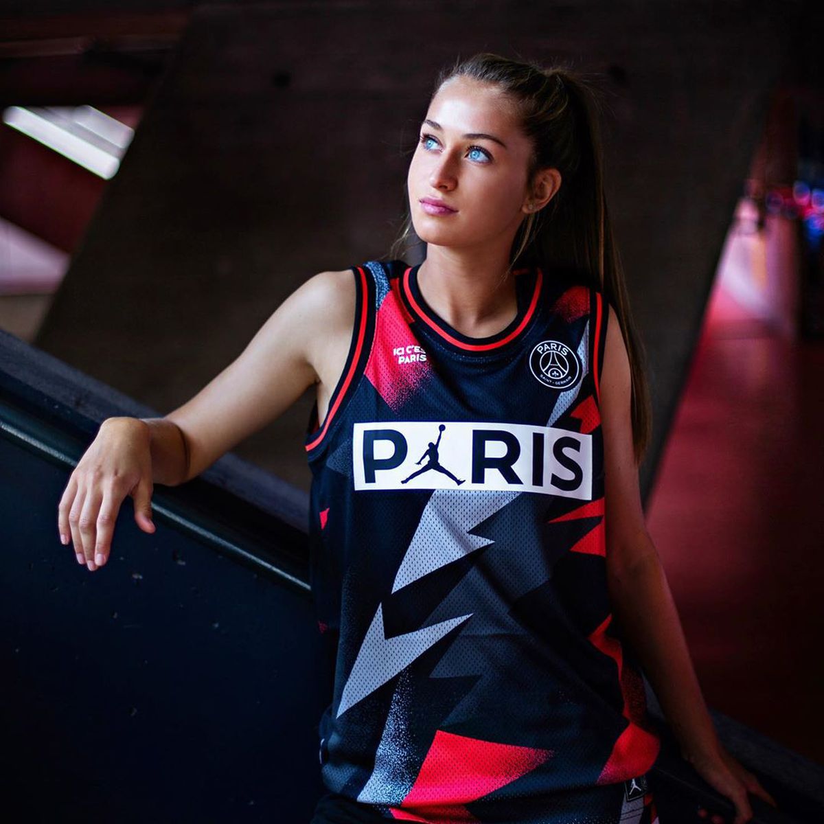 VIDEO&FOTO HOT Farsă inedită! Războiul Bayern - PSG s-a mutat „în pat”: cum l-a atacat Jordyn Huitema, jucătoare la PSG, pe Alphonso Davies, fotbalistul lui Bayern