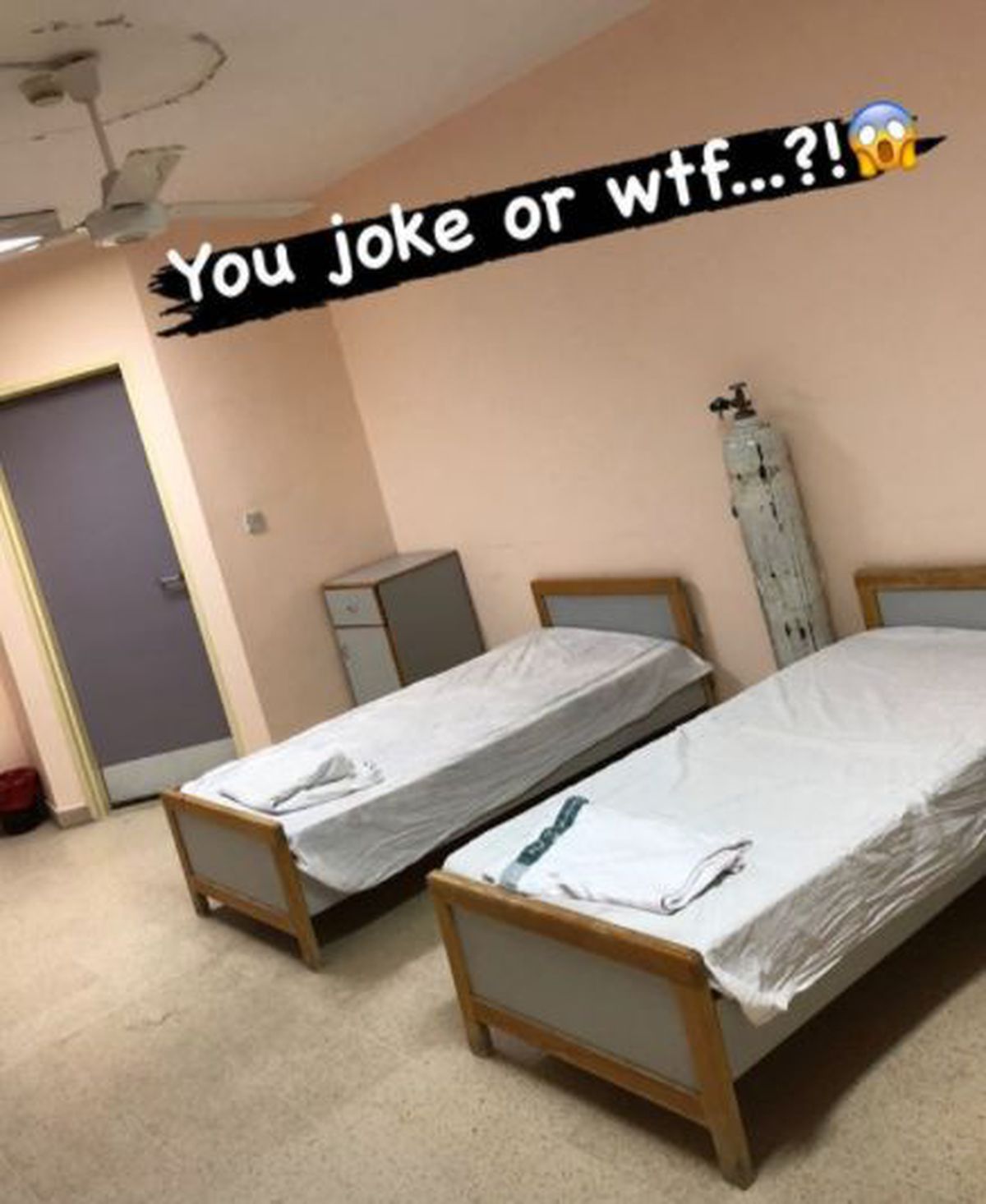 Infectat cu COVID-19, un fost jucător de la FCSB este oripilat de condițiile din spital: „Glumești sau ce naiba?!”